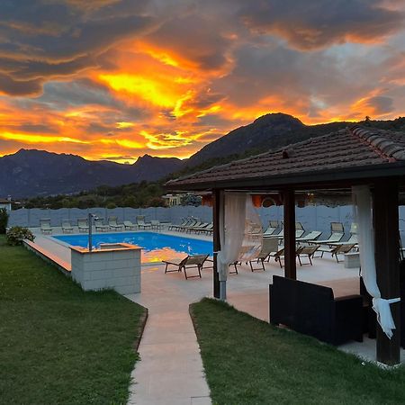 Hotel Merloni Grandola ed Uniti Εξωτερικό φωτογραφία